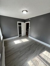207 MacDade Blvd-Unit -Unit 2 in Collingdale, PA - Building Photo - Building Photo