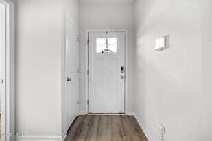 98 Great Bend Dr in Beaufort, SC - Building Photo