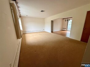 324 Jordan in New Milford, NJ - Building Photo - Building Photo