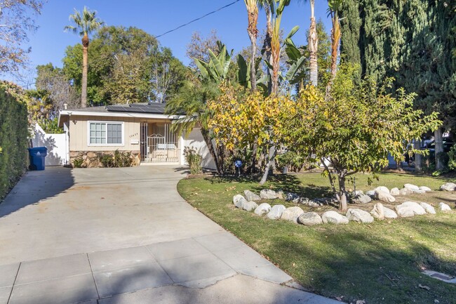 property at 15439 Vose St