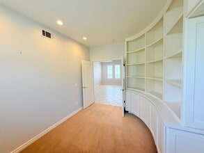 158 Midbury Hill Rd in Newbury Park, CA - Building Photo - Building Photo