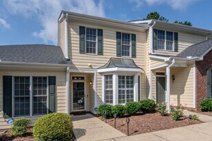 702 Teague Pl in Durham, NC - Building Photo