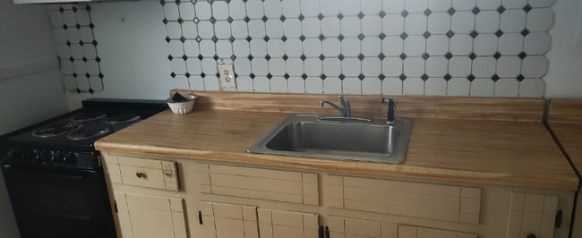 533 Martin St, Unit B in Clarksville, TN - Foto de edificio - Building Photo