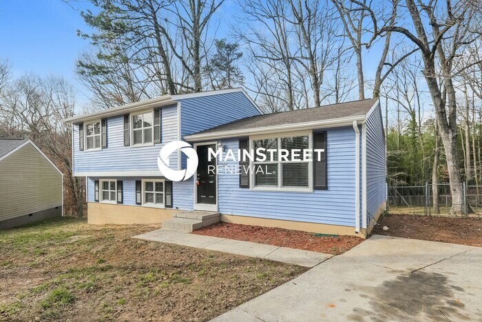 7960 Monfreya Ct in Charlotte, NC - Building Photo