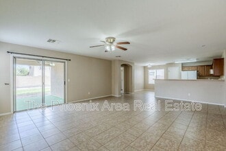 3686 W Goldmine Mountain Dr in San Tan Valley, AZ - Building Photo - Building Photo