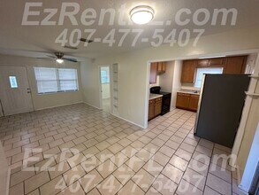 210 Palm Pl in Sanford, FL - Building Photo - Building Photo
