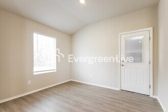 6602 NW Kathleen St in Bentonville, AR - Building Photo - Building Photo