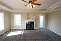 141 Loyd Ct photo'