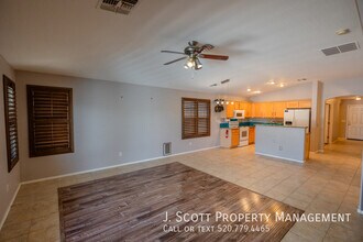 2320 W Apollo Rd in Phoenix, AZ - Building Photo - Building Photo
