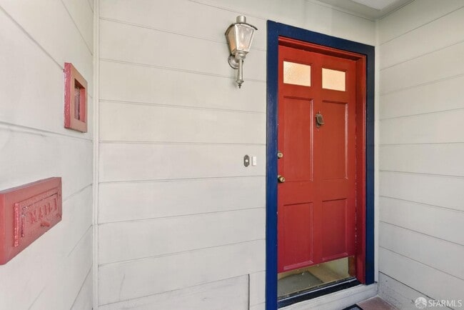 69 Carver St in San Francisco, CA - Building Photo - Building Photo