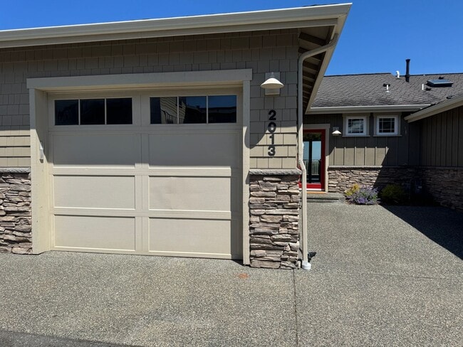 property at 2013 H Ave