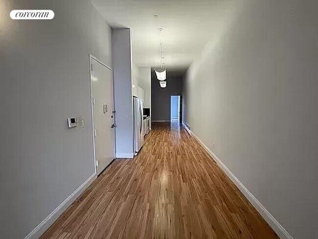 365 Knickerbocker Ave in Brooklyn, NY - Building Photo - Building Photo