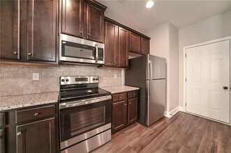 2194 Bridgewater Pass in Hampton, GA - Foto de edificio - Building Photo