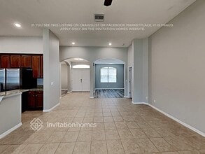 2739 Durant Trails Blvd in Dover, FL - Foto de edificio - Building Photo