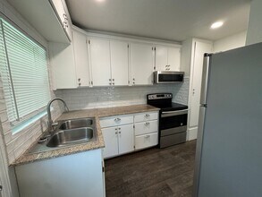 1410 E Barton Ave in Temple, TX - Building Photo - Building Photo