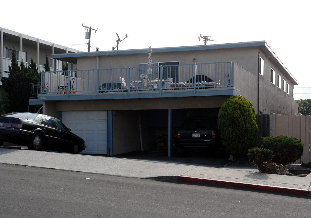 230 Lomita St in El Segundo, CA - Building Photo