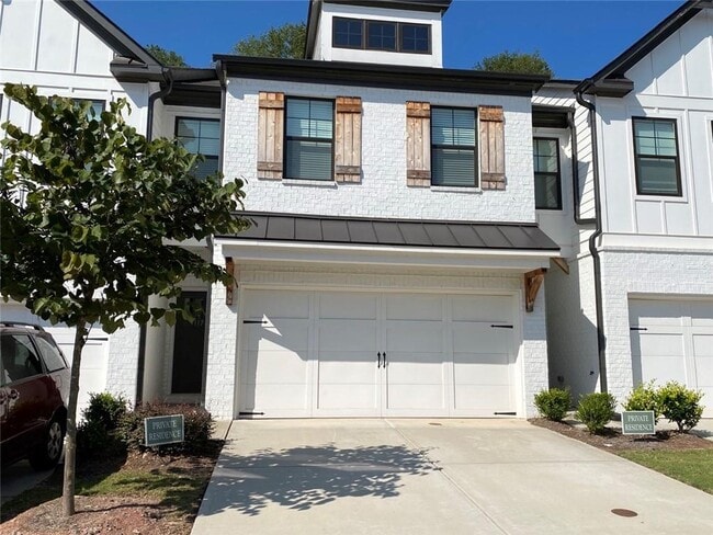 property at 117 Auburn Gate Ln