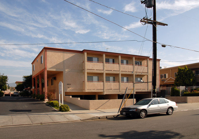 Dearborn Apartments in Northridge, CA - Building Photo - Building Photo