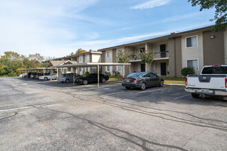 Spring Creek Gardens in Chattanooga, TN - Building Photo - Building Photo