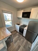534 Park Pl, Unit 1 in Lyndhurst, NJ - Building Photo - Building Photo