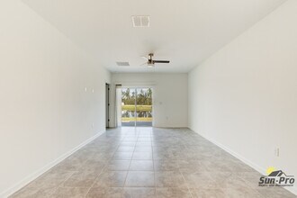 2123 Green Valley St in Daytona Beach, FL - Building Photo - Building Photo