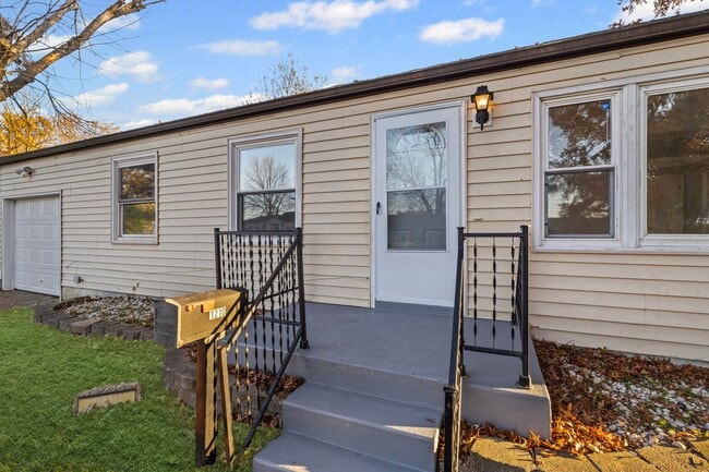 1210 Nectar Dr in St. Louis, MO - Building Photo - Building Photo