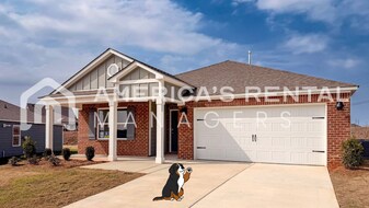 9212 Pkwy Gdns Lp in Tuscaloosa, AL - Building Photo