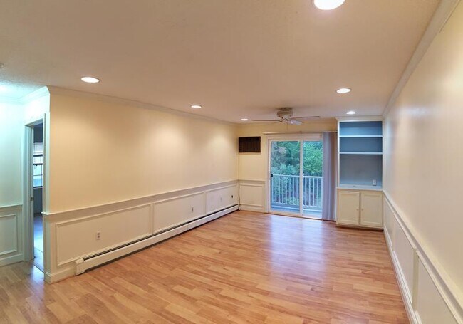 property at 22 Kenmar Dr