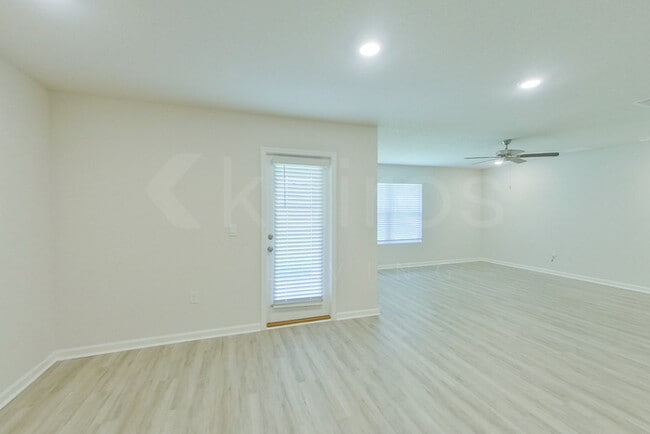 4682 Malay Cir in Milton, FL - Building Photo - Building Photo