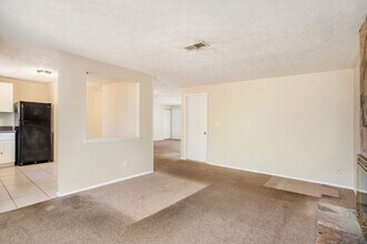 5801 Calico Ct in Lithonia, GA - Building Photo - Building Photo