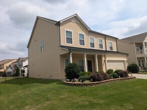 Room in House on Rupell Dr in Charlotte, NC - Building Photo - Building Photo