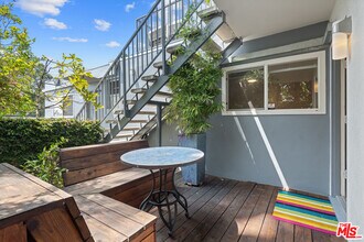 631 Pier Ave in Santa Monica, CA - Building Photo - Building Photo