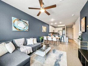 3021 Routh St in Dallas, TX - Building Photo - Building Photo