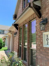 102 Arbor Hill Ct in Conroe, TX - Building Photo - Building Photo