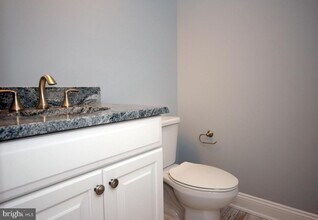 6 Harris Rd in Princeton, NJ - Building Photo - Building Photo