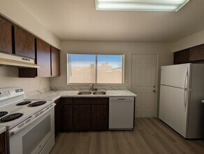 1709 W Posada Ave in Mesa, AZ - Building Photo - Building Photo