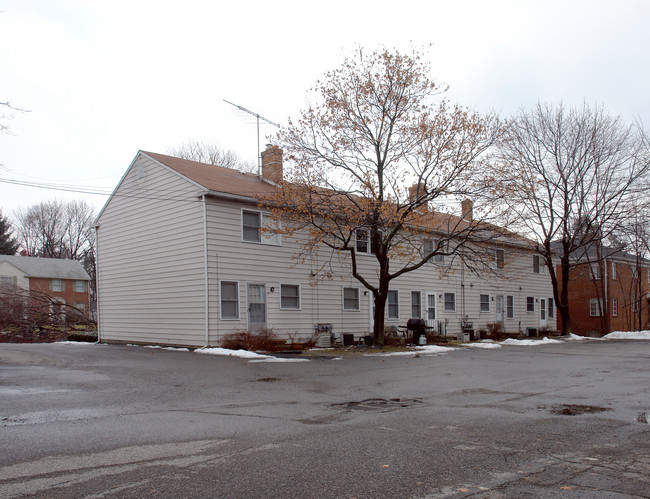 50-58 N Pershing Ave in Akron, OH - Building Photo - Building Photo