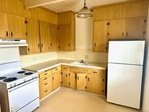 5071 Appian Way in El Sobrante, CA - Building Photo - Building Photo