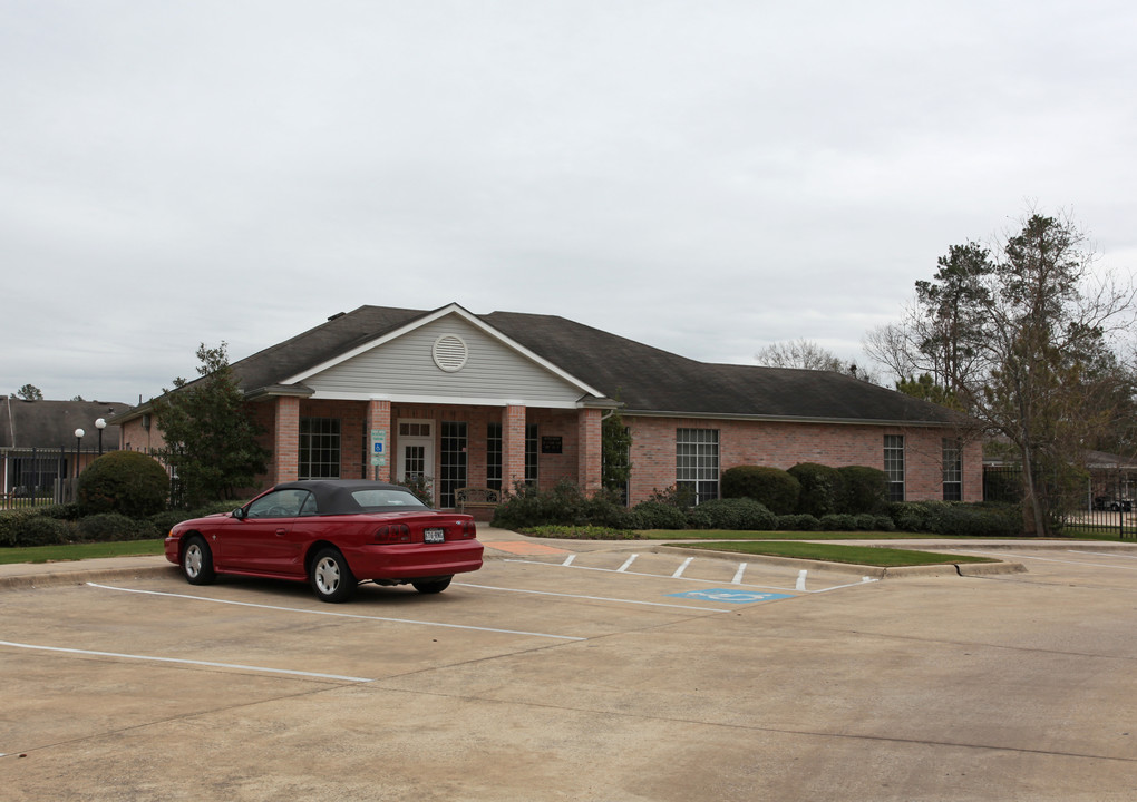 Oak Haven in Conroe, TX - Building Photo