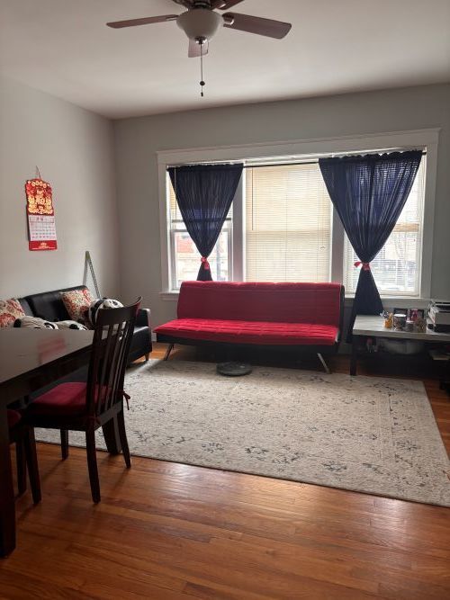 4366 N Milwaukee Ave in Chicago, IL - Building Photo - Building Photo