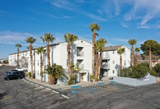OMNI-Centre Square in Las Cruces, NM - Foto de edificio - Building Photo