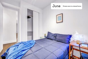 Room in Shared 4.0 bed/1 bath home in Brooklyn, NY - Building Photo