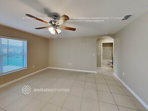 10312 Charlotte Dr. in Parrish, FL - Building Photo - Building Photo