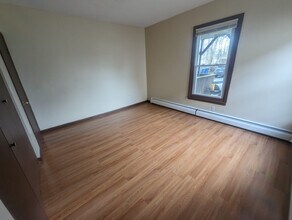 244 W Ivy St in New Haven, CT - Foto de edificio - Building Photo