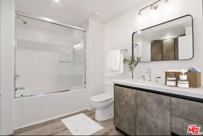 919 S Harvard Blvd in Los Angeles, CA - Building Photo - Building Photo