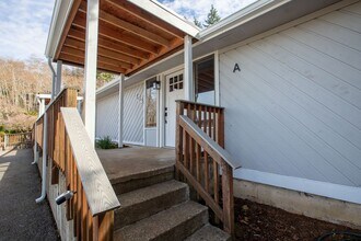 322 S Birch St in Mccleary, WA - Building Photo - Building Photo