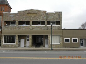 225 E Findlay St, Unit Apt B in Carey, OH - Building Photo