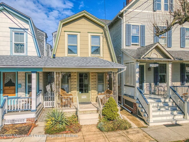 93 Mt Hermon Way in Ocean Grove, NJ - Building Photo - Building Photo