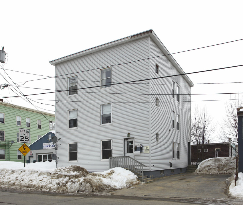 5 Acadia St in Lewiston, ME - Building Photo