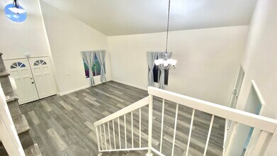 23169 Golden Eye Ln, Unit 1 in Moreno Valley, CA - Foto de edificio - Building Photo